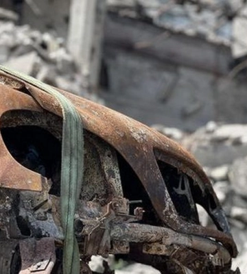 У Дніпрі до музею передали згоріле внаслідок ракетної атаки авто