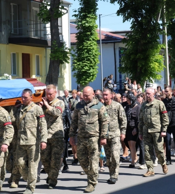 На Волині попрощалися з військовим Вадимом Ковальчуком