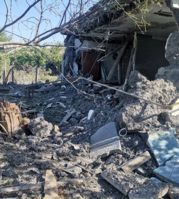 На Запоріжжі під час ворожого РСЗВ-обстрілу поранено жінку