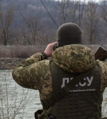 Пограничники назвали число погибших в Тисе уклонистов