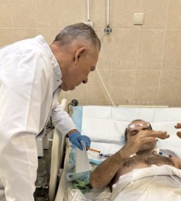 У лікарні Дніпра рятують військового, якому ампутували нижні кінцівки