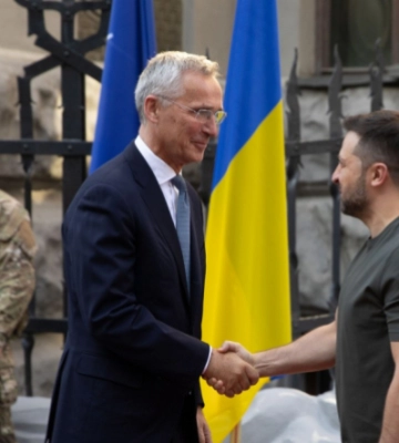 До Києва прибув генсек НАТО Єнс Столтенберг