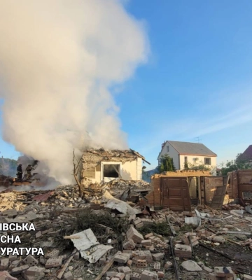 На Сумщині внаслідок обстрілу загинула жінка і поранена дівчина