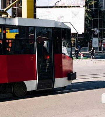 В Кривом Роге временно изменят маршрут трамваи из-за ремонтных работ