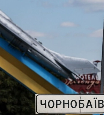 Поліція розслідує розстріл 10 жителів Чорнобаївки в лютому 2022 року. 18+