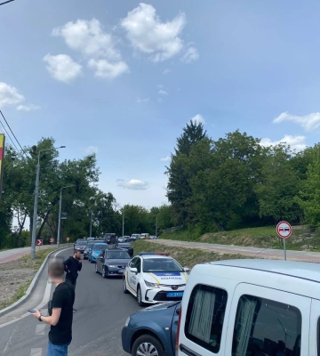 На Чорновола був затор через ДТП (ФОТО)