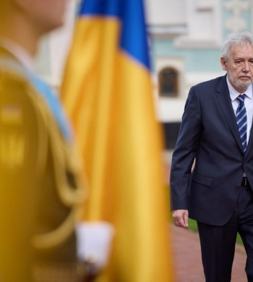 Важко уявити, що польська влада повертатиме чоловіків призовного віку в Україну силою, – посол