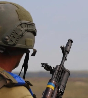 Генштаб ЗСУ про ситуацію на Харківщині: Ворог атакує в напрямку Липців та Вовчанська, тривають бої за 5 населених пунктів, що перебували у сірій зоні