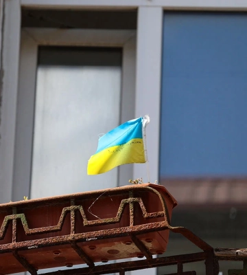 На лівобережжі Херсонщини працівники з РФ скаржаться, що місцеві жителі не переходять на російську