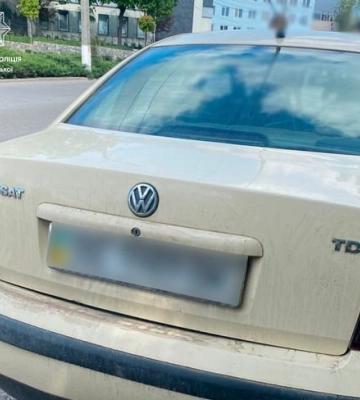 Авто з підробними документами виявили поліцейські у Кропивницькому