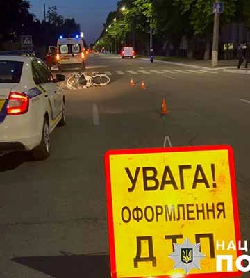 На Полтавщині в ДТП зіткнулися легковик і мотоцикл