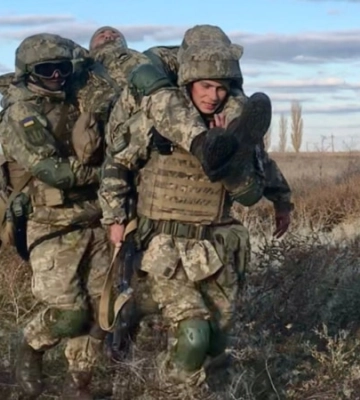 «Мене в полон не візьмуть»: медики «Сармата» про тил, російські польоти над Часів Яром і допомогу полоненим росіянам