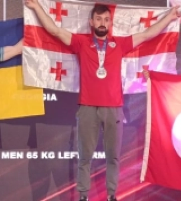 Армреслер зі Львівщини виборов дві медалі Чемпіонату Європи