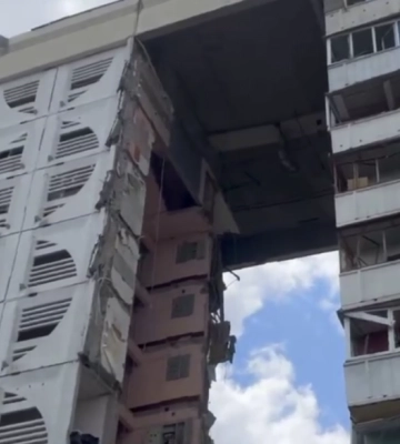 В Белгороде разрушен подъезд жилого дома: власти заявляют об обстреле