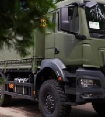 Київщина передала 114 бригаді ТРО вантажівку MAN