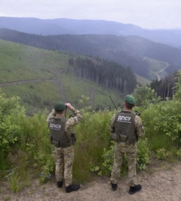 Двоє мешканців Рівненщини намагалися незаконно потрапити до Румунії