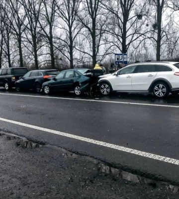 Зіткнулися чотири авто: як покарали винуватця масштабної ДТП біля Ковеля