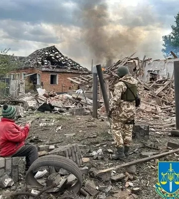 Внаслідок серії масованих обстрілів рф по Вовчанську за добу поранено семеро людей