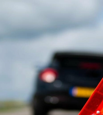 Вночі на Одещині легковик з’їхав у кювет та перевернувся – водій загинув