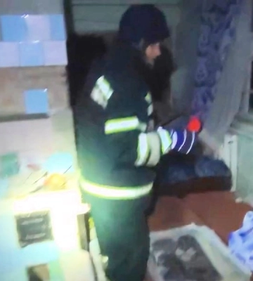 У Білопіллі в помешкання літньої жінки потрапив ворожий снаряд