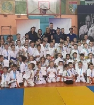 Каратисти з Корця взяли участь у змаганнях у Ковелі