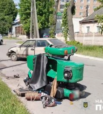 На Полтавщині легкова автівка травмувала мотоцикліста