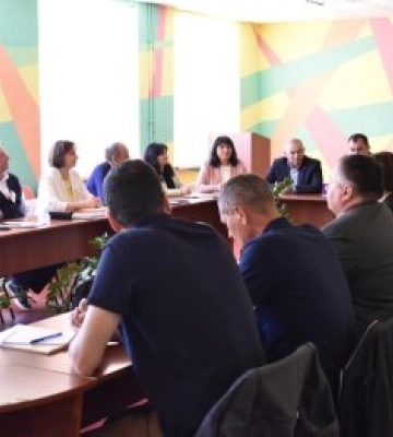 В Ужгороді учителі фізики змагаються за звання «Учитель року - 2024»