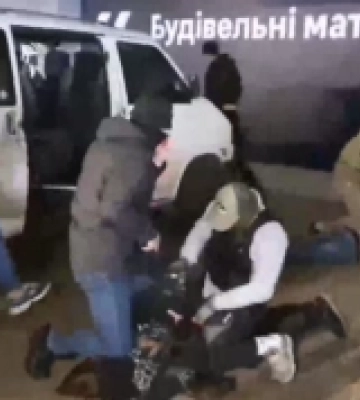 Готували вибухи в будівельних гіпермаркетах Києва 9 травня: у СБУ розповіли подробиці викриття агентів ГРУ. Відео