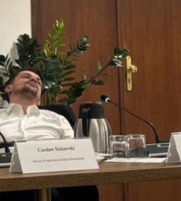 У Польщі заявили про &quot;скасування переговорів&quot; з Україною щодо протестів