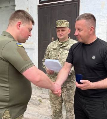 Віктор Шакирзян особисто доправив допомогу на фронт та відвідав розташування 56-го Рівненського батальйону ТРО