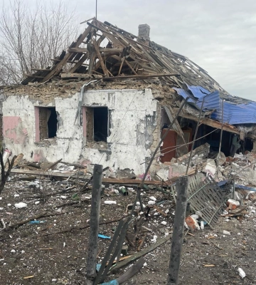 Окупанти влучили у житловий будинок на Херсонщині, двоє людей загинули
