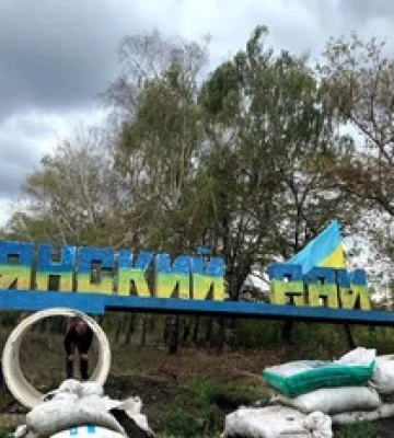 Их не одолеть: украинцы возвращаются под бомбы, чтобы посадить овощи