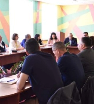В Ужгороді учителі фізики змагаються за звання «Учитель року - 2024»