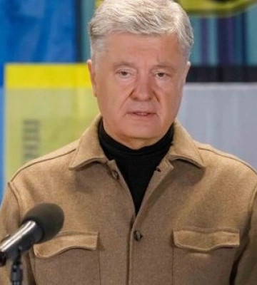 Порошенко закликав об’єднати зусилля держави і суспільства навколо будівництва фортифікацій