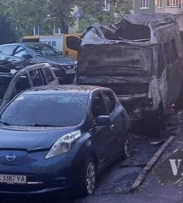 У Львові вночі горіли три автомобілі