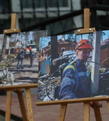 В Ірпені відкрили виставку зруйнованого енергообладнання