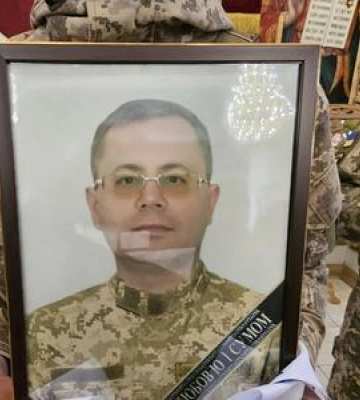 Полтавська громада провела в останню дорогу загиблого Героя Сергія Бідаха