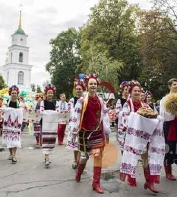 Заходи у Полтаві з нагоди Дня вишиванки