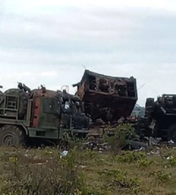 У Криму було гаряче: перші фото наслідків удару по аеродрому в Бельбеку