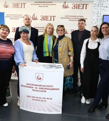 Від пожежника до фармацевта: запорізькі виші презентували свої можливості на спеціалізованій виставці