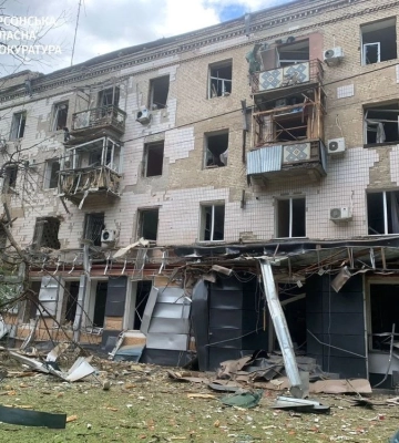 Атака рф на Херсон: відомо вже про 17 поранених