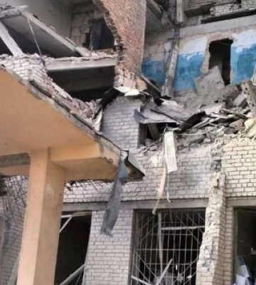 Рашисти обстріляли Степногірськ, 3 людини поранено. ФОТО