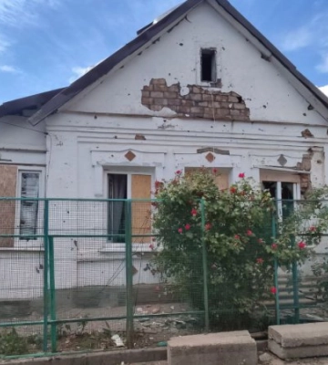 У Дніпрі уламки ракети пошкодили притулок для тварин та житлові будинки, — ОВА