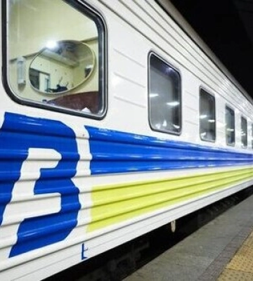 На Дніпропетровщині після масштабної атаки через Синельникове скасовані усі поїзди та електрички