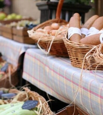 50 виробників представлять продукцію на Львівському ярмарку смаку