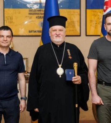 Єпископа Віктора Бедя нагородили нагрудним знаком «За розвиток Закарпаття»
