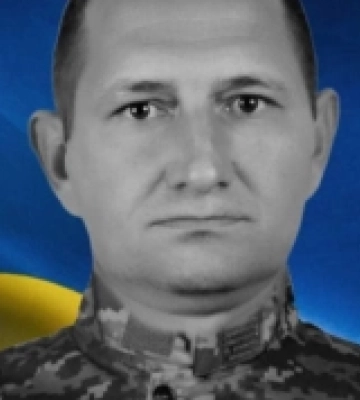 У Сарнах попрощаються з загиблим стрільцем