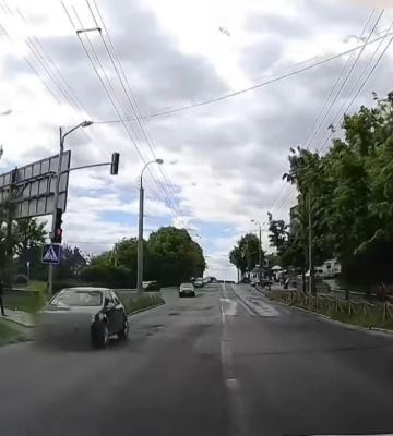 У Рівному оштрафували водія, який проігнорував рух кортежу &quot;На щиті&quot;