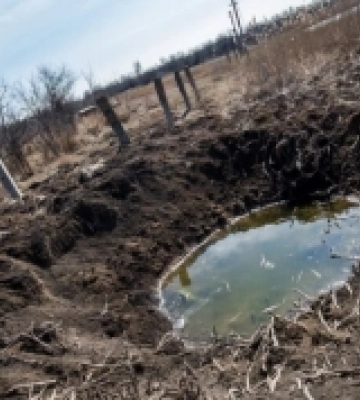 На Кіровоградщині підприємство з переробки пластику майже 3 роки забруднювало земельні ділянки важкими металами