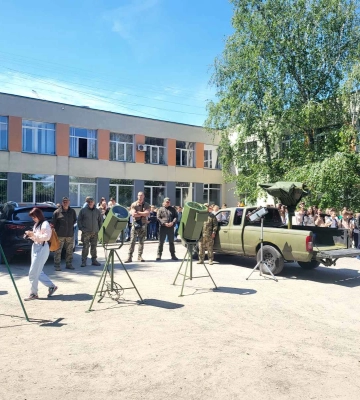 У черкаській гімназії зібрали 60 тисяч гривень на підтримку захисників